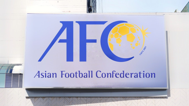 아시아 축구 연맹은 UEFA와 CONCACAF와 "연대"