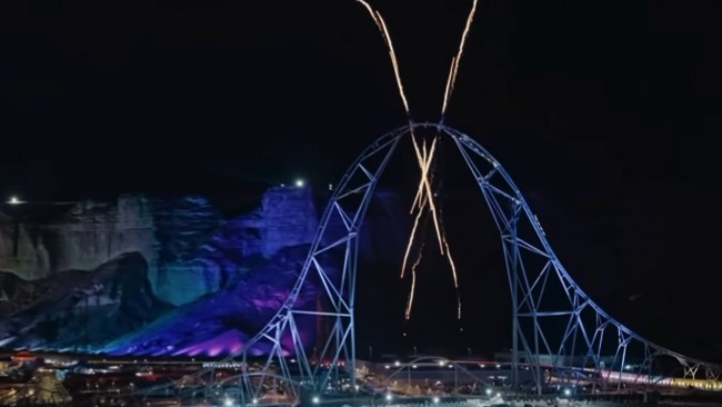 세계에서 가장 높고, 가장 빠르고, 가장 긴 롤러코스터가 내일 공식적으로 개장합니다: 첫 공식 시점