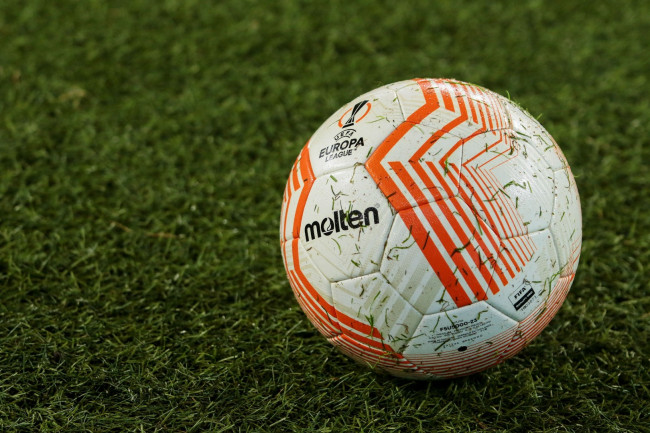 목요일 유로파리그 경기와 금요일 추첨 전 잠재적 조합