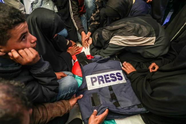 2025년 기록적인 129명의 언론인 사망 | 리포트