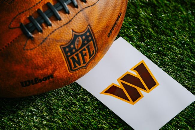 NFL은 워싱턴 커맨더스와 잭슨빌 재규어스가 런던에서 세 경기를 치른다고 밝혔습니다