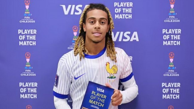 사우디 클럽이 U-20 대표팀에서 최고의 선수를 되찾는 프랑스의 드라마