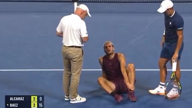 카를로스 알카라즈, 발목 염좌에서 회복 및 도쿄에서의 첫 경기 승리