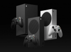 Phil Spencer는 Xbox가 콘솔 제작에 전념하고 있음을 직원들을 안심시킵니다.