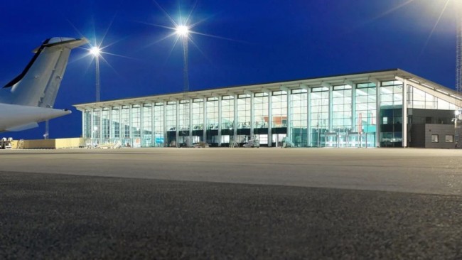 덴마크 올보르 공항, 드론 활동 의심으로 이틀 연속 항공편 중단