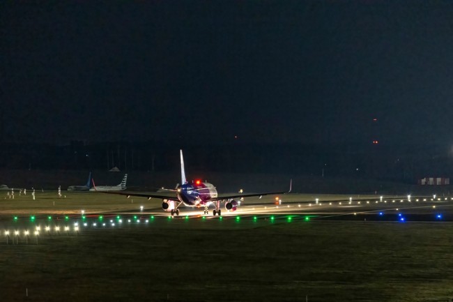 리투아니아, 미확인 물체가 영공에 진입한 후 빌뉴스 공항과 벨로루시 국경 폐쇄