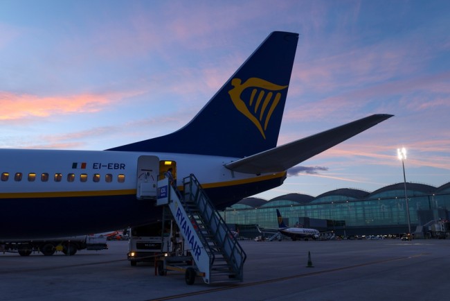 알리칸테 공항, 드론 목격 후 폐쇄