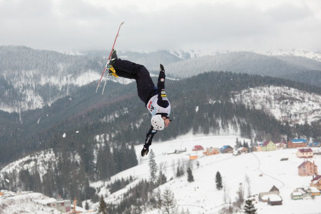 도널드 트럼프, 미국 대표 발언 후 스키어 헌터 헤스를 