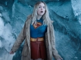 카라는 Supergirl 의 슈퍼볼 대형 행사에서 크립토를 만난다