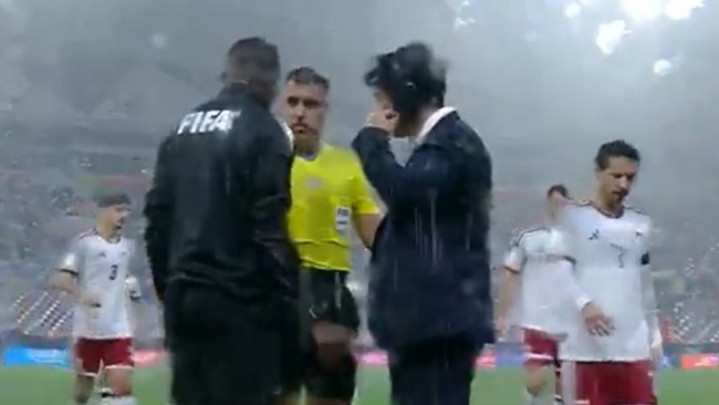 FIFA는 아랍컵 3위 결정전을 전례 없이 포기하기로 결정했으며, 두 팀 모두 우승을 선언했다