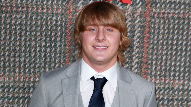 아르만 차루키얀은 UFC에서 패한 패디 핌블렛을 "쓰레기통"이라고 묘사했다