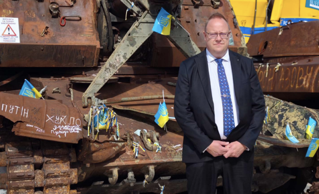 에스토니아는 러시아가 유럽 내 세력 균형을 바꾸기 위해 군사력을 재건하고 있다고 경고한다