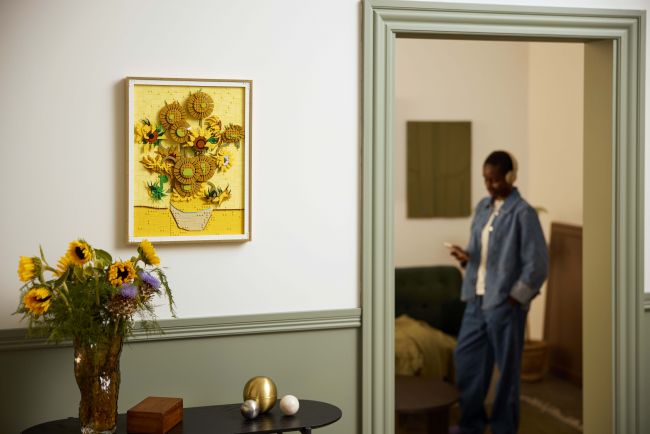 레고의 최신 아트 세트로 여름을 집으로 가져오세요