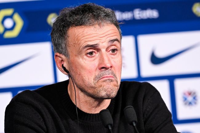 LFP가 리그 1에서 PSG-Lens 경기를 연기하며 PSG에 우대 대우를 했다는 비난을 받고 있다