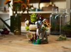 먼저 레고 Shrek 세트가 드림웍스의 유명한 오우거와 당나귀 조합을 벽돌로 만들었다