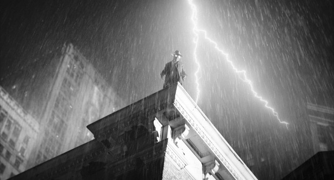 Spider-Noir 의 첫 이미지는 니콜라스 케이지가 거미줄 던지는 영웅으로 보여준다