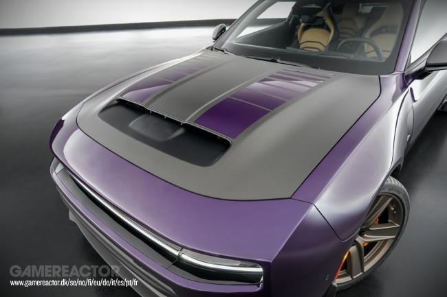 이것은 새로운 Dodge Charger Sixpack Concept입니다.