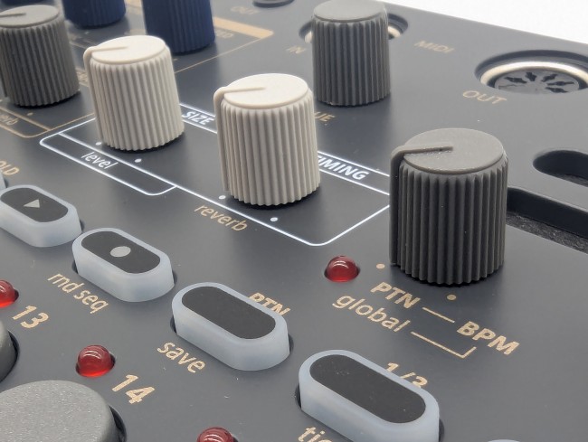 소닉웨어 리벤 에보크