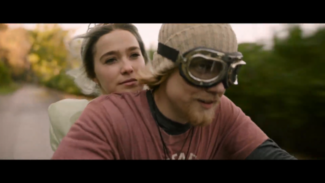 샘 록웰(Sam Rockwell)은 고어 버빈스키(Gore Verbinski)의 '행운을 땄다, 재미있다, 죽지 마세요(Good Luck, Have Fun, Don't Die)'에서 예언적인 호보 역을 맡았습니다