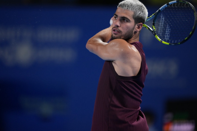 카를로스 알카라즈가 또 한 번 타이틀을 획득했고, 2026년에도 무패를 유지하며 "더 많은 것을 갈망하고 있다"