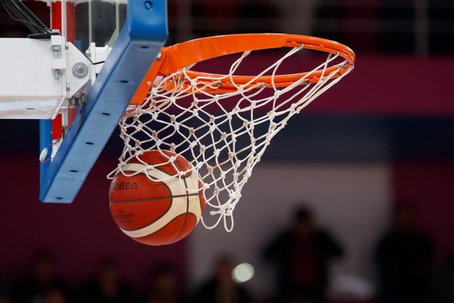 NBA 플레이오프: 피스톤스와 로키츠가 이어진 목요일과 금요일 경기가 6라운드로 이어집니다