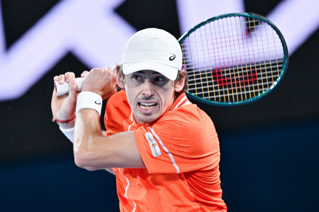 폭력 사태에도 불구하고 멕시코 오픈은 평소처럼 시작되었고, 이미 몇 가지 놀라운 결과를 낳았다