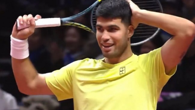 카를로스 알카라즈가 한국에서 올해의 야닉 시너와 첫 대결을 거둔다